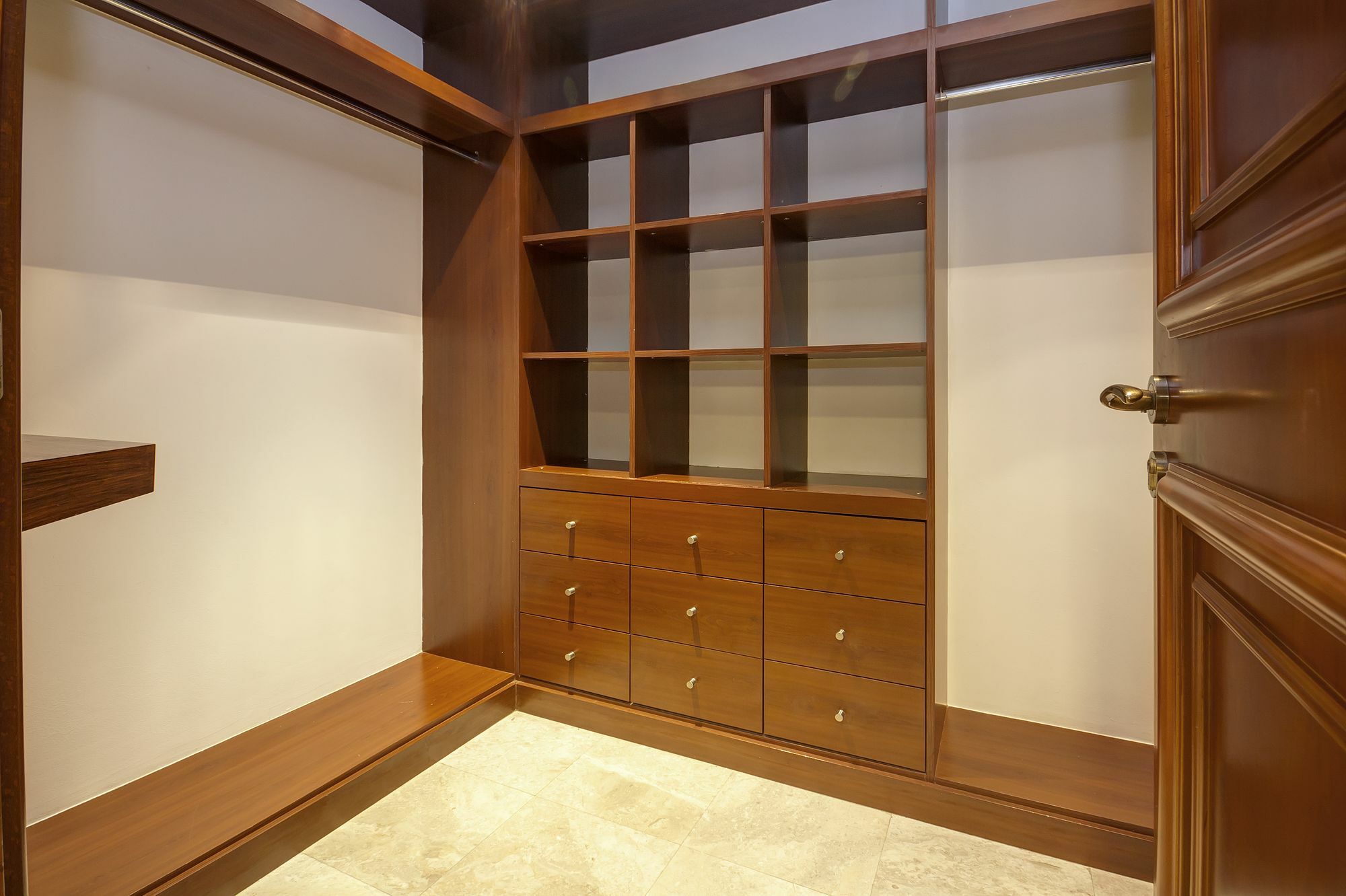 Beachfront Two Bedrooms On Palm Jumeirah By Deluxe Holiday Homes Dubai Exteriör bild
